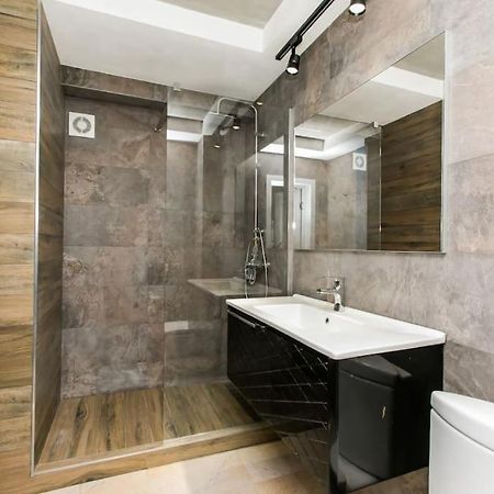 Lev Tolstoi Studio Apartment Chisinau Exterior photo